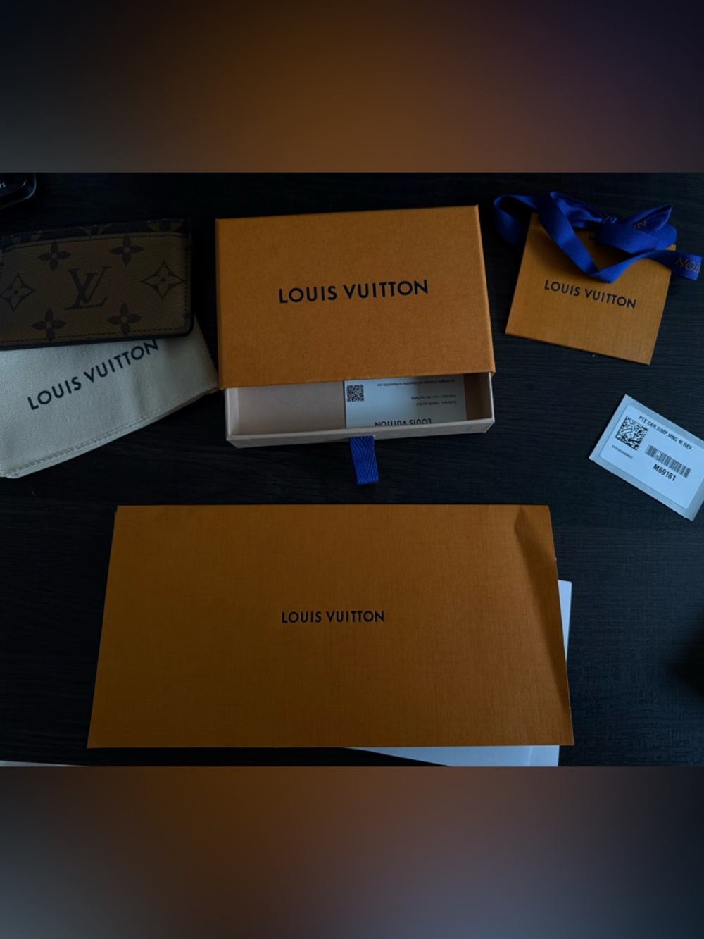 Louis Vuitton Monogram Reverse Card Holder – FULL SET + RECEIPT - Picture 7 of 7